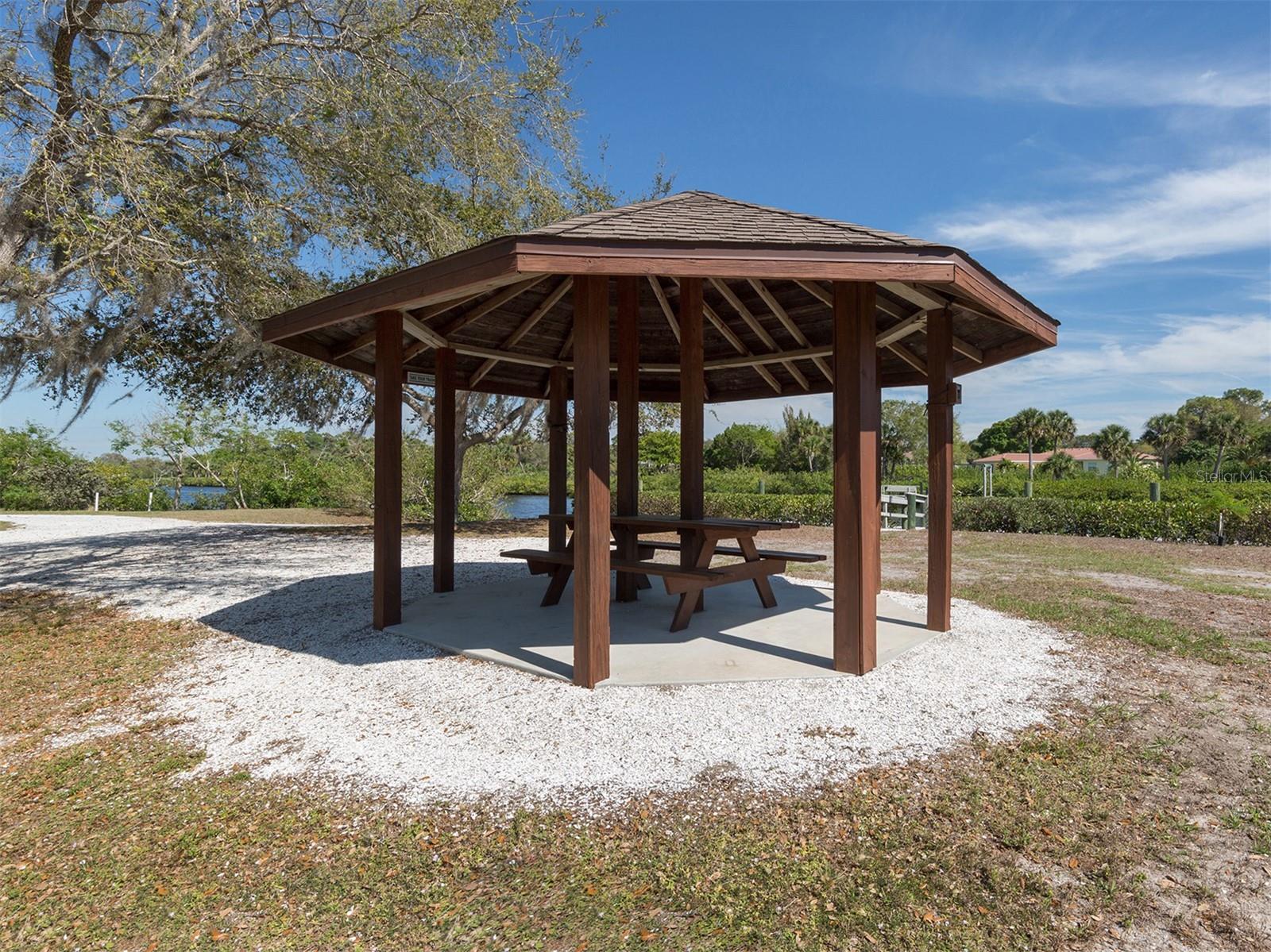 SORRENTO WOODS - Residential