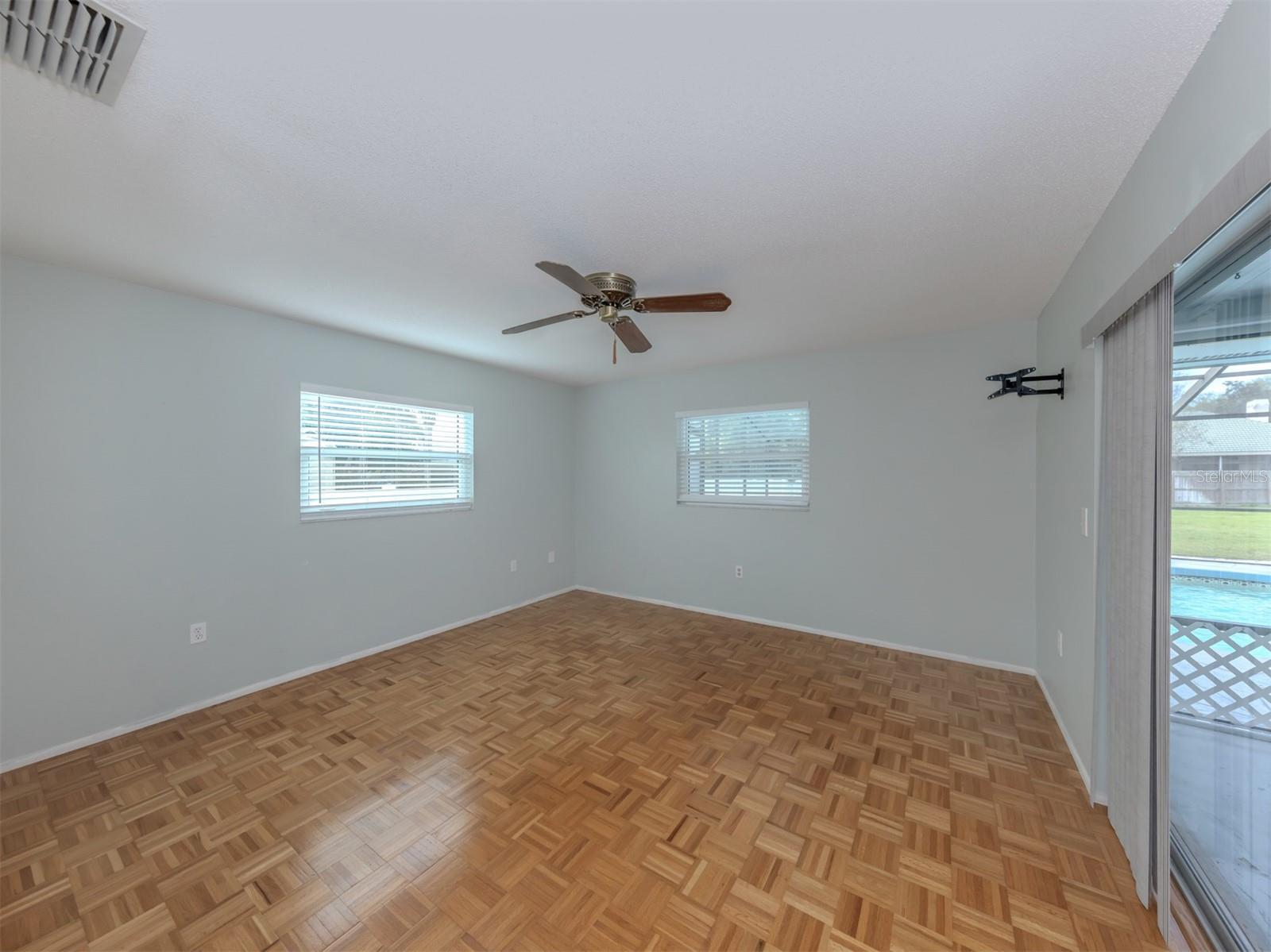 SORRENTO WOODS - Residential