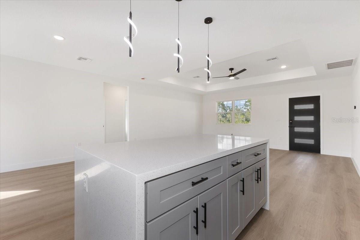 SUN N LAKE - Residential