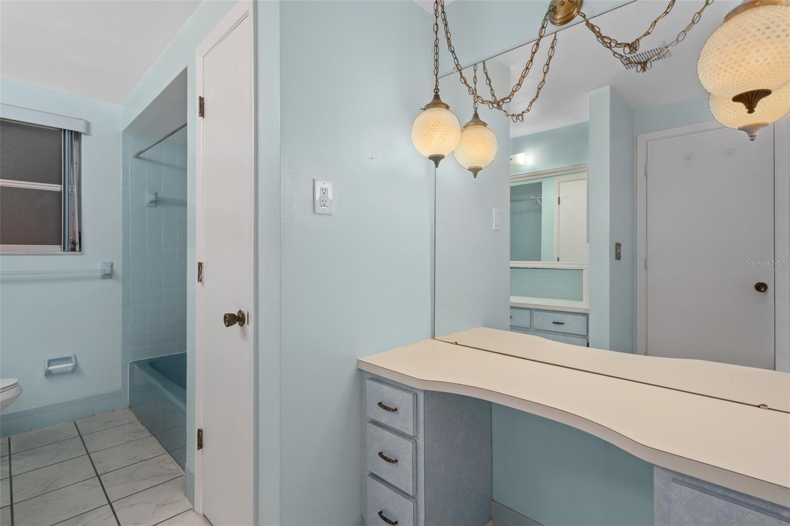 JASMINE LAKES - Residential