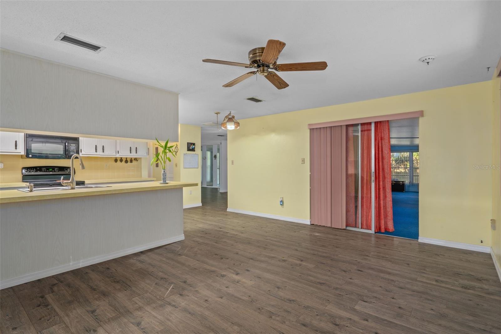 JASMINE LAKES - Residential