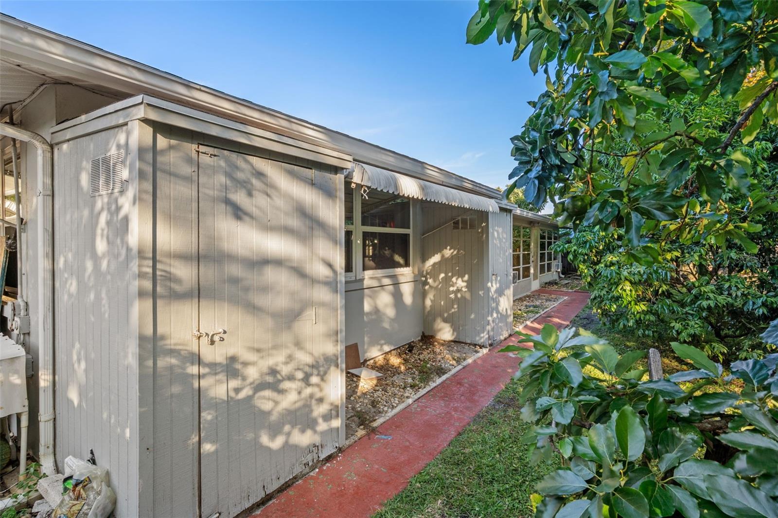 JASMINE LAKES - Residential