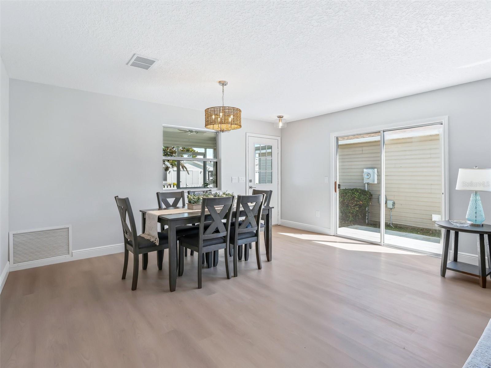 VILLAGES OF SUMTER HOLLY HILLVILLAS - Residential