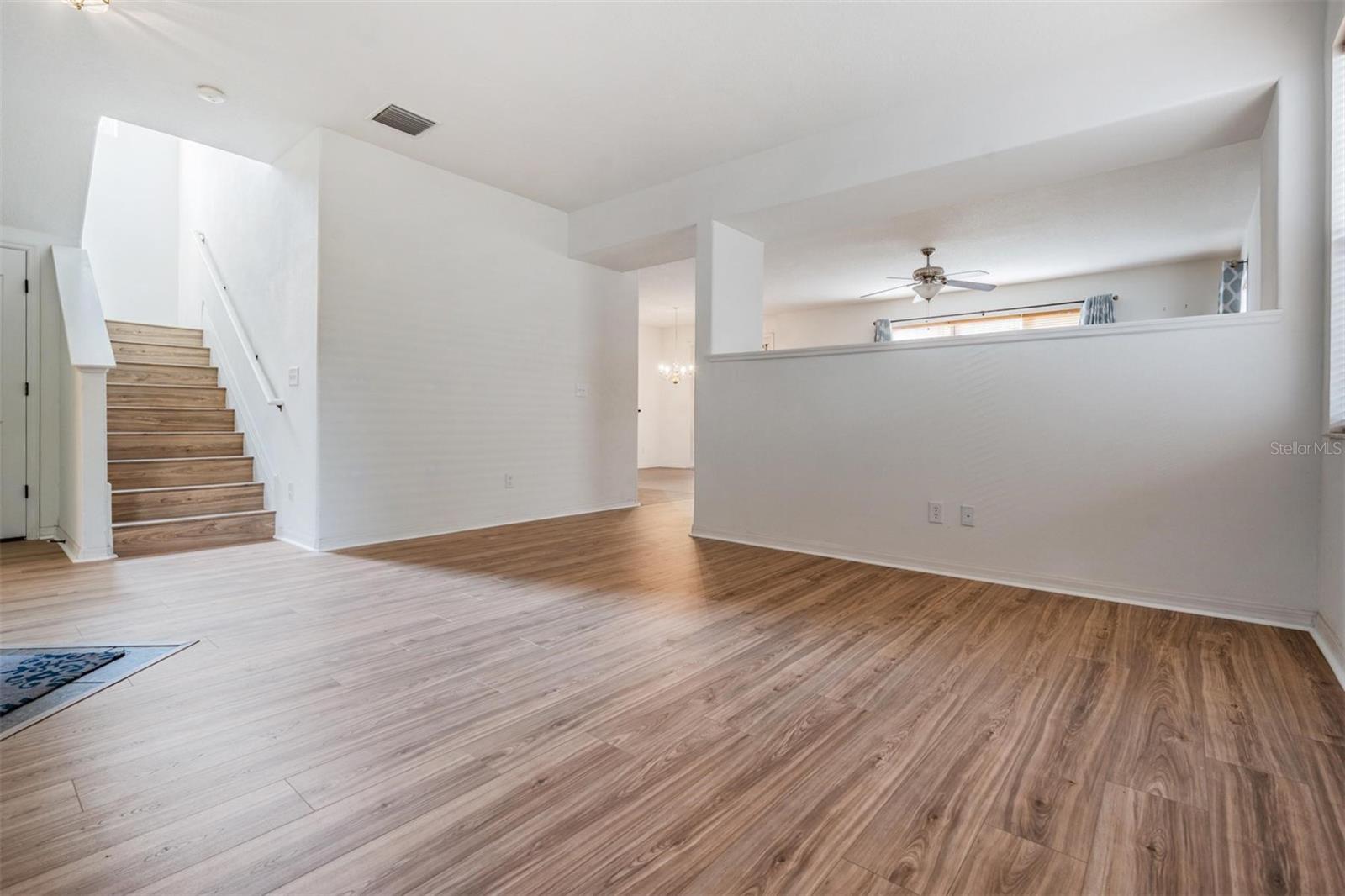 6327 CHERRY BLOSSOM TRAIL, GIBSONTON, FL, 33534 3 6327 CHERRY BLOSSOM TRAIL