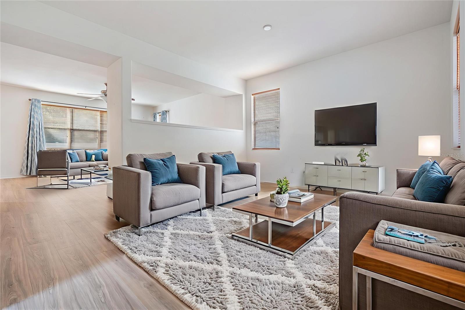 6327 CHERRY BLOSSOM TRAIL, GIBSONTON, FL, 33534 2 6327 CHERRY BLOSSOM TRAIL