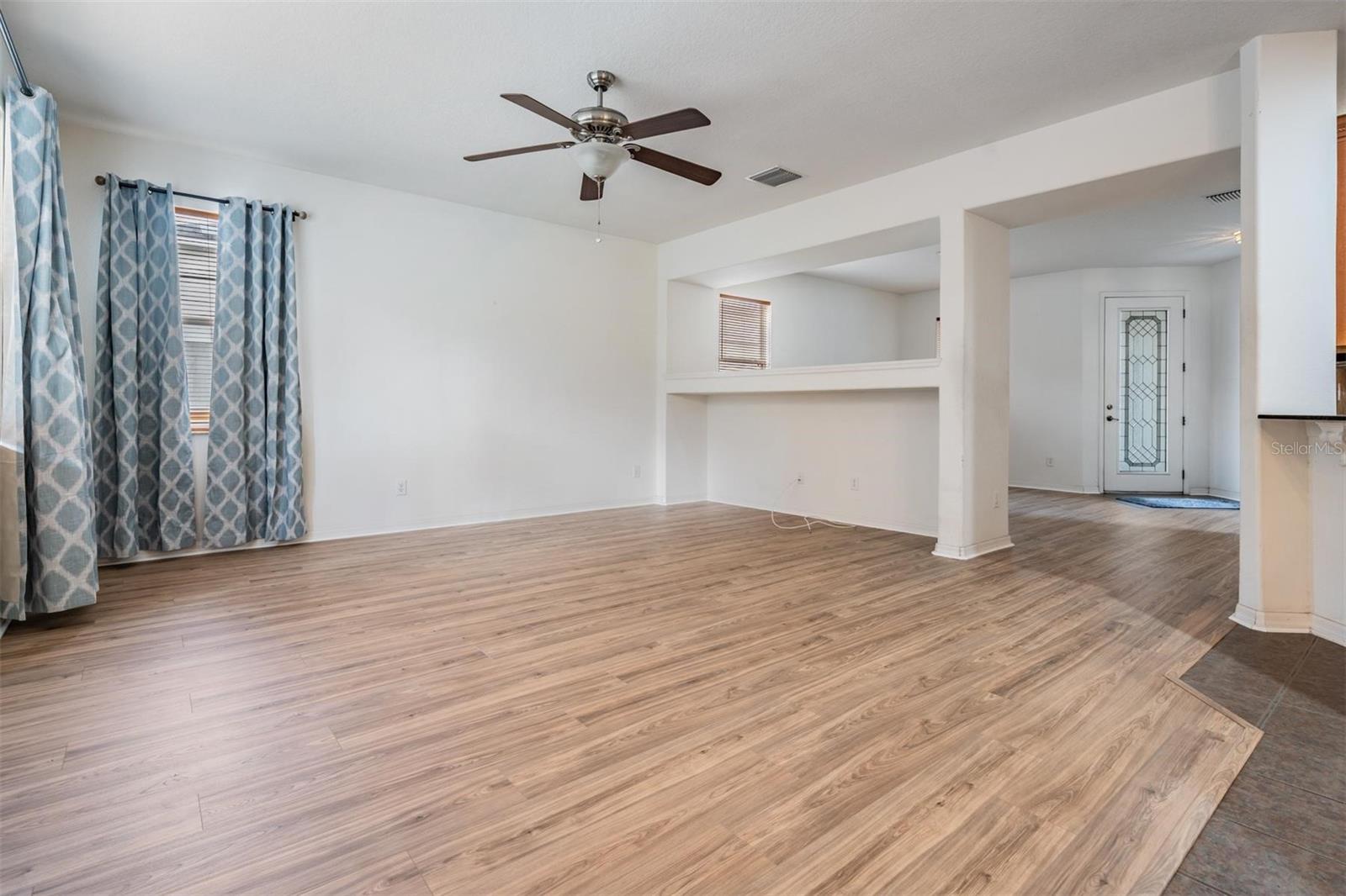 6327 CHERRY BLOSSOM TRAIL, GIBSONTON, FL, 33534 4 6327 CHERRY BLOSSOM TRAIL