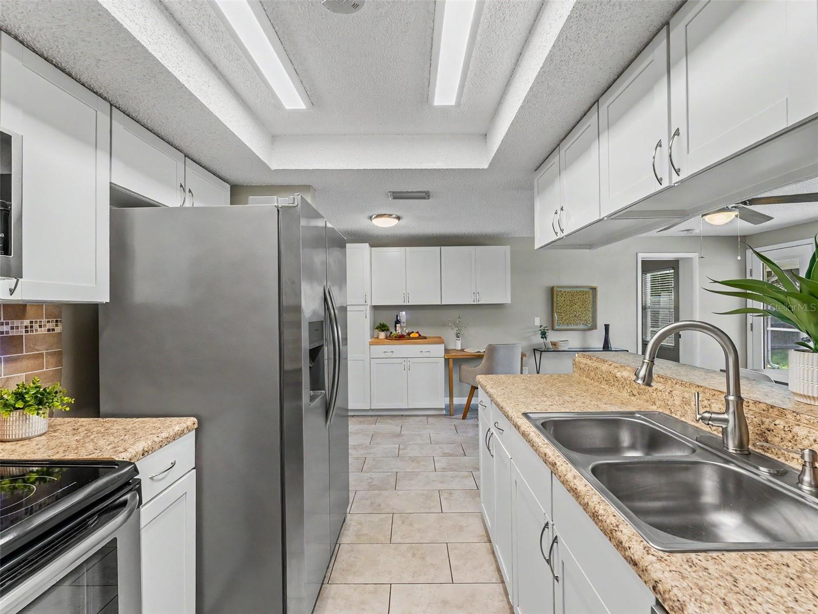 PARK LAKE ESTATES - Residential