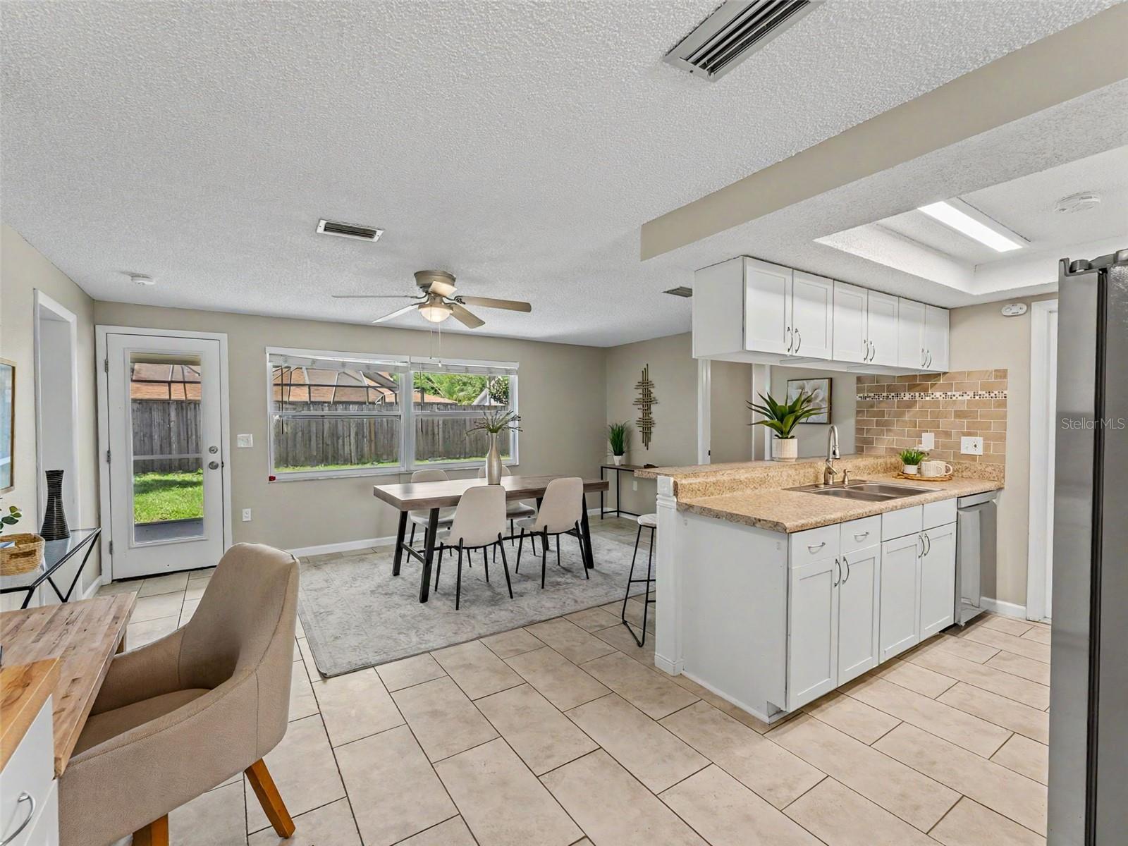 PARK LAKE ESTATES - Residential
