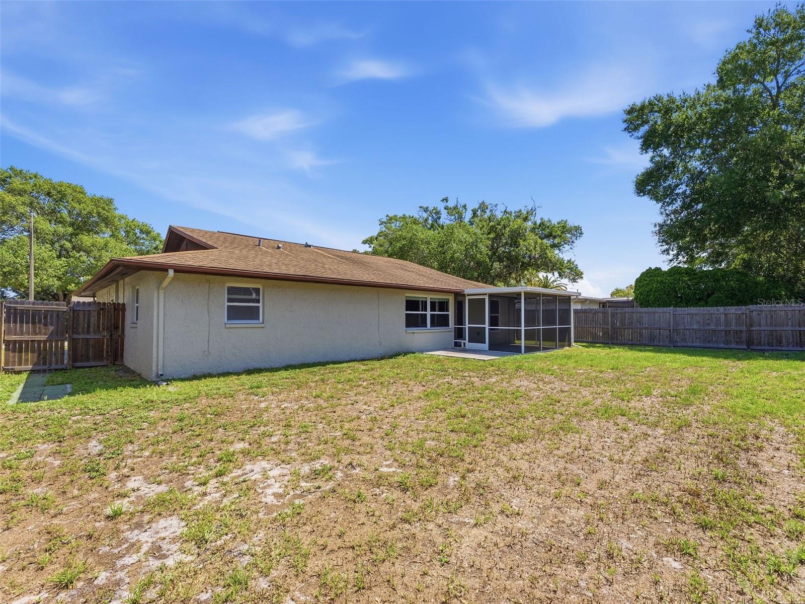 PARK LAKE ESTATES - Residential