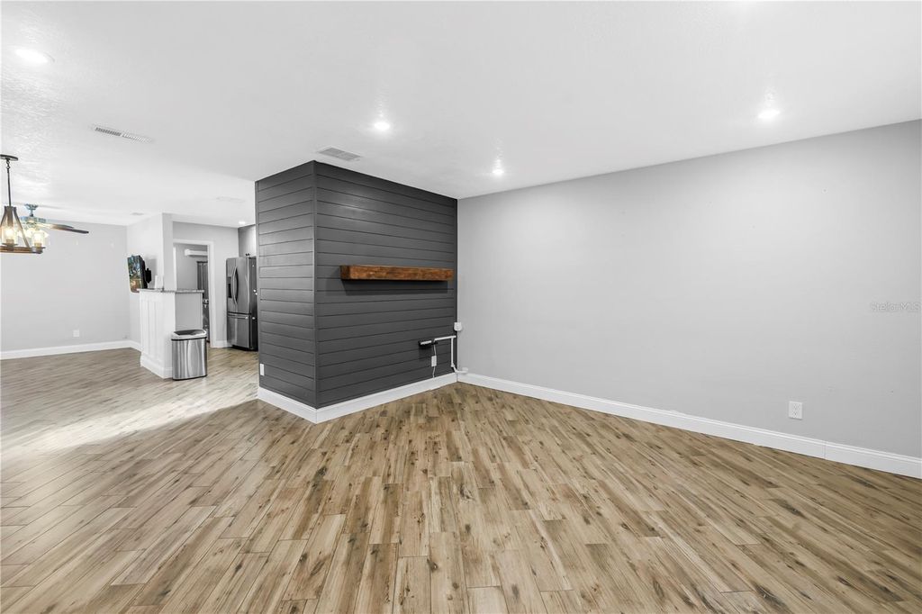 Photo of 712 43rd Avenue N, St Petersburg, FL 33703 (MLS # TB8368112)