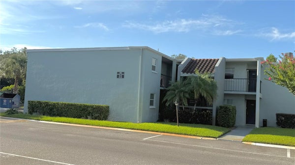 2830 SOMERSET PARK DR APT 202, TAMPA, FL 33613 - Image b44c45ed21cd0b8cd227d75c9fd8e4a9/2496780159