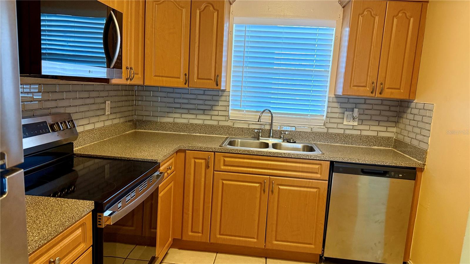 2830 SOMERSET PARK DRIVE 202