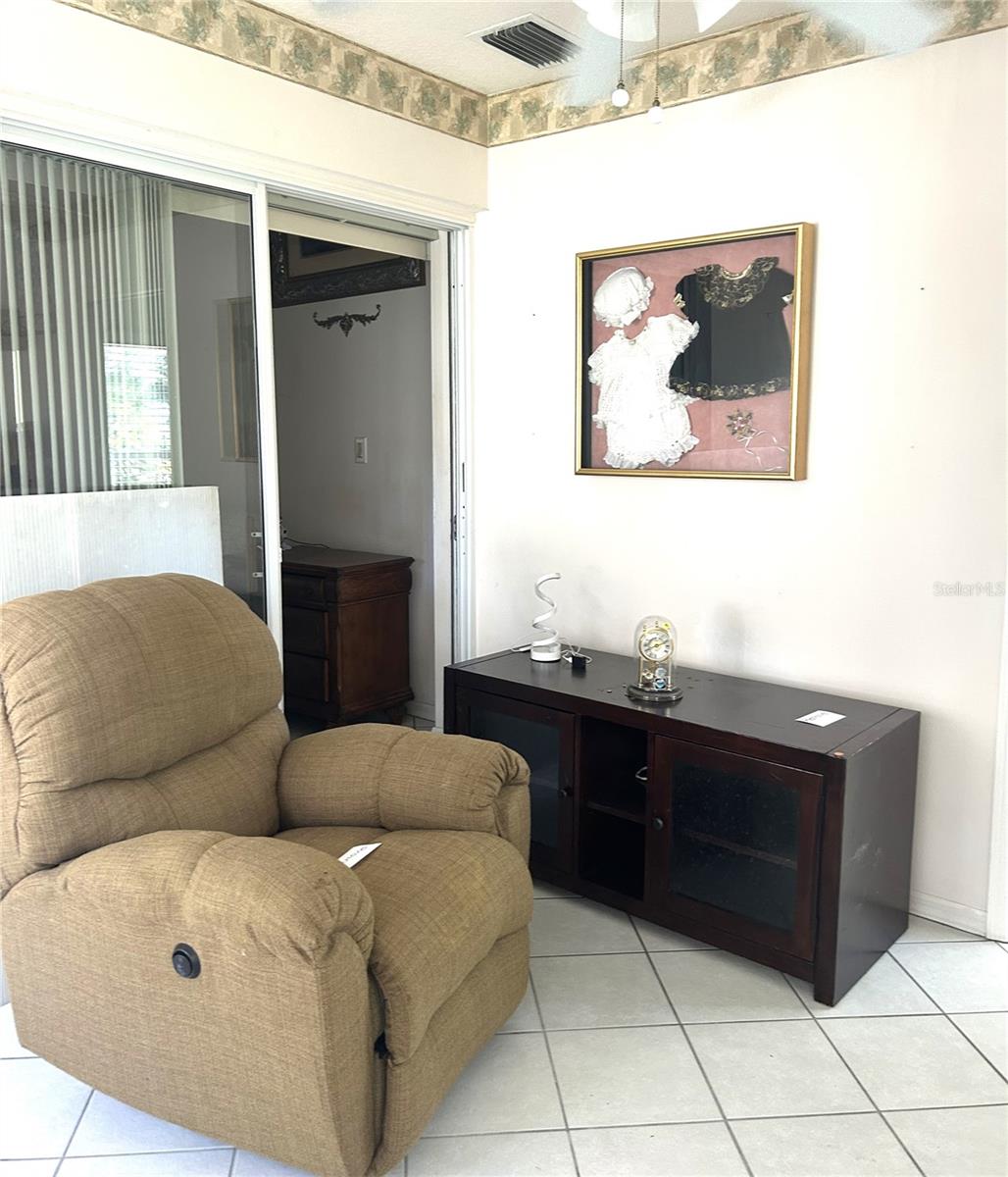 KINGS RIDGE PH 01 - Residential