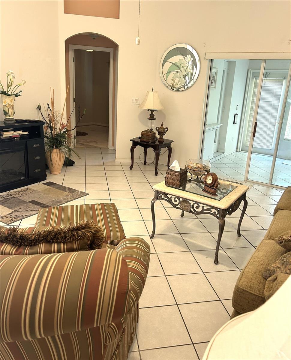 KINGS RIDGE PH 01 - Residential