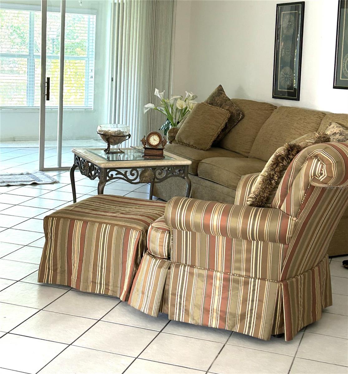 KINGS RIDGE PH 01 - Residential