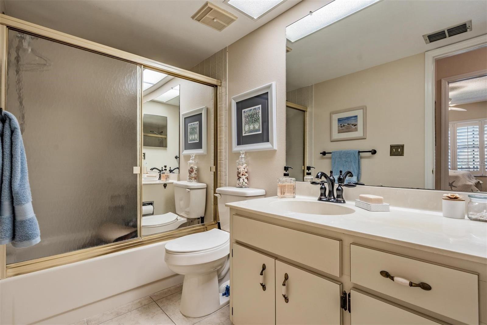 VILLAS OF LAKE ARBOR - Residential