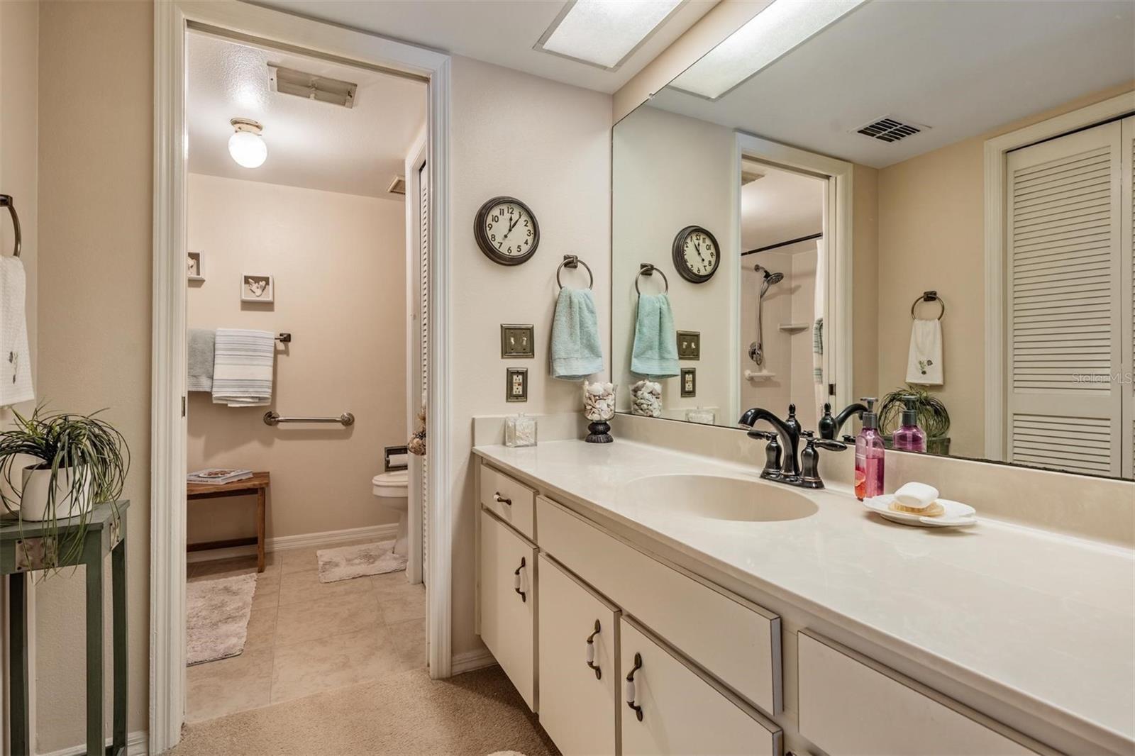 VILLAS OF LAKE ARBOR - Residential