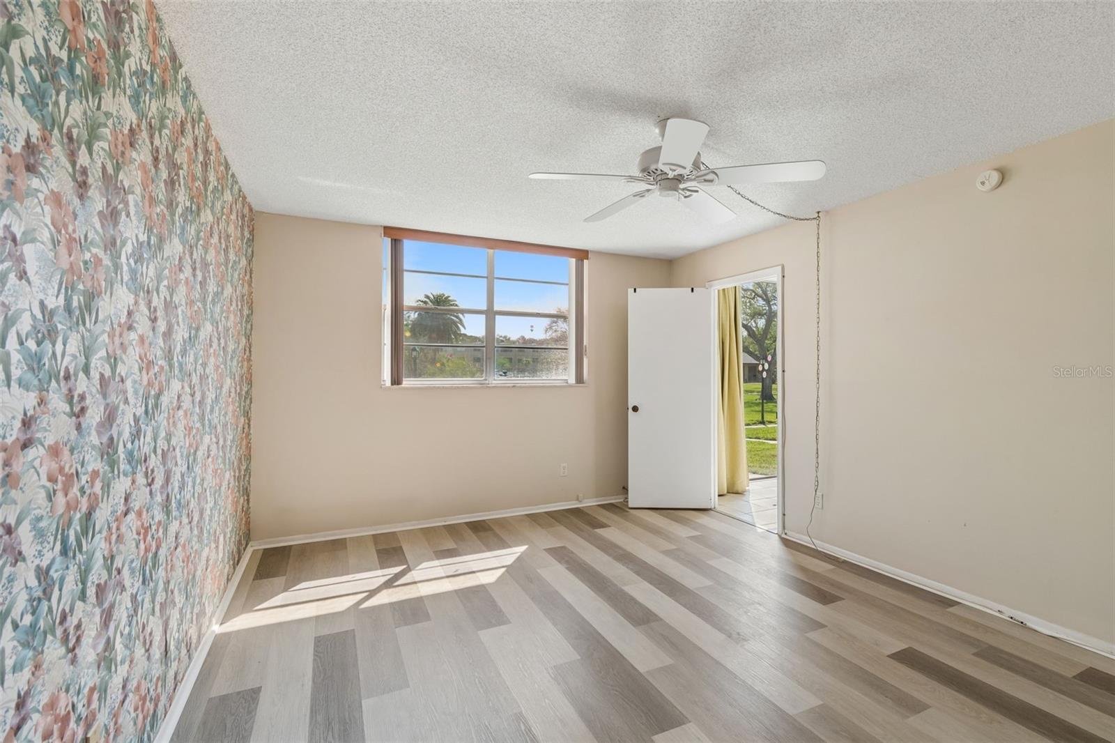 WINSTON PARK NORTHEAST - Residential