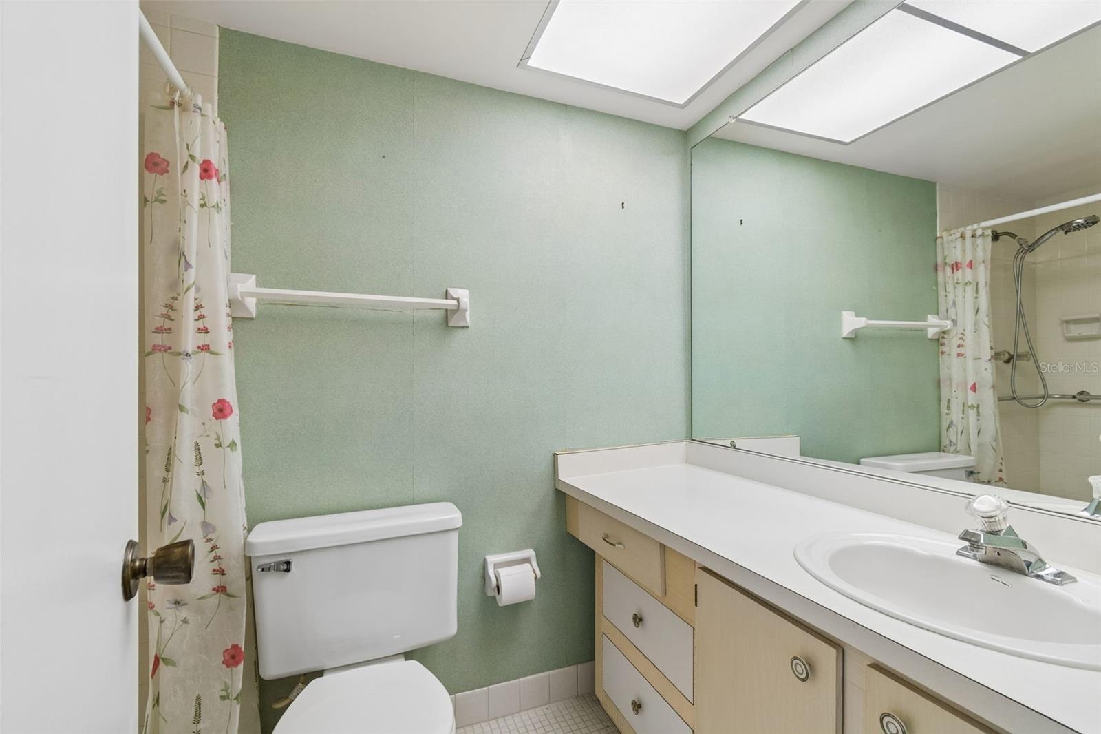 WINSTON PARK NORTHEAST - Residential