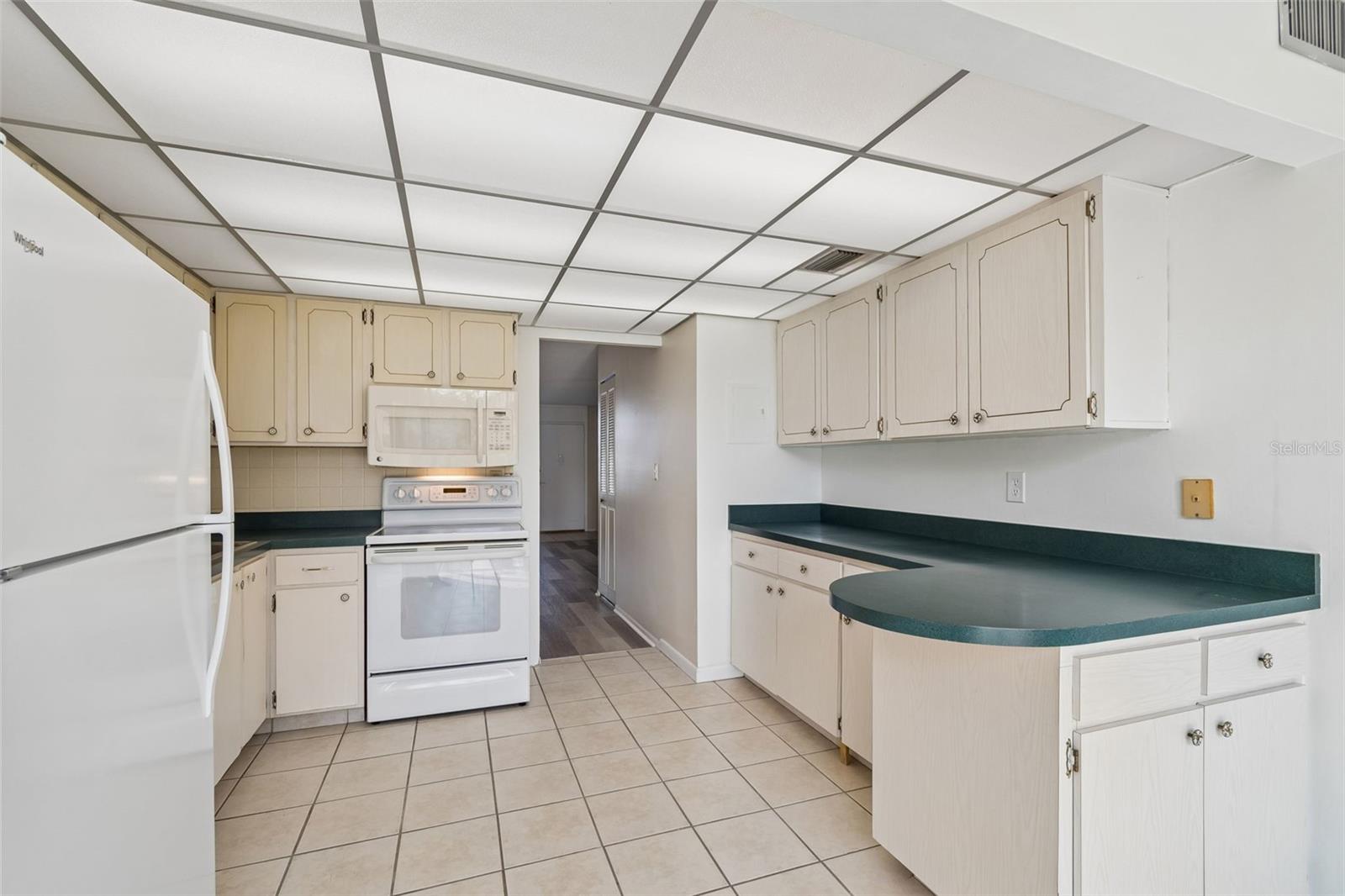 WINSTON PARK NORTHEAST - Residential