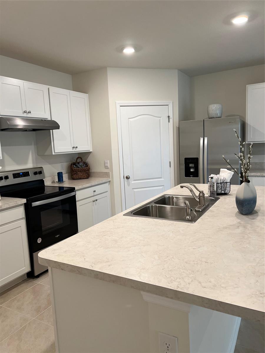 Coastal Woods Un D - Residential Lease