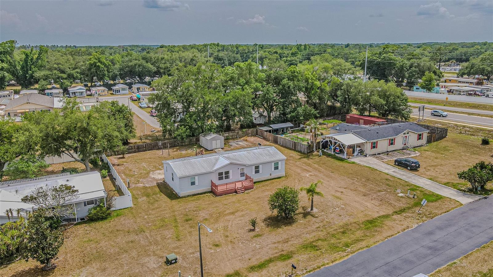 CROSSROADS - Residential