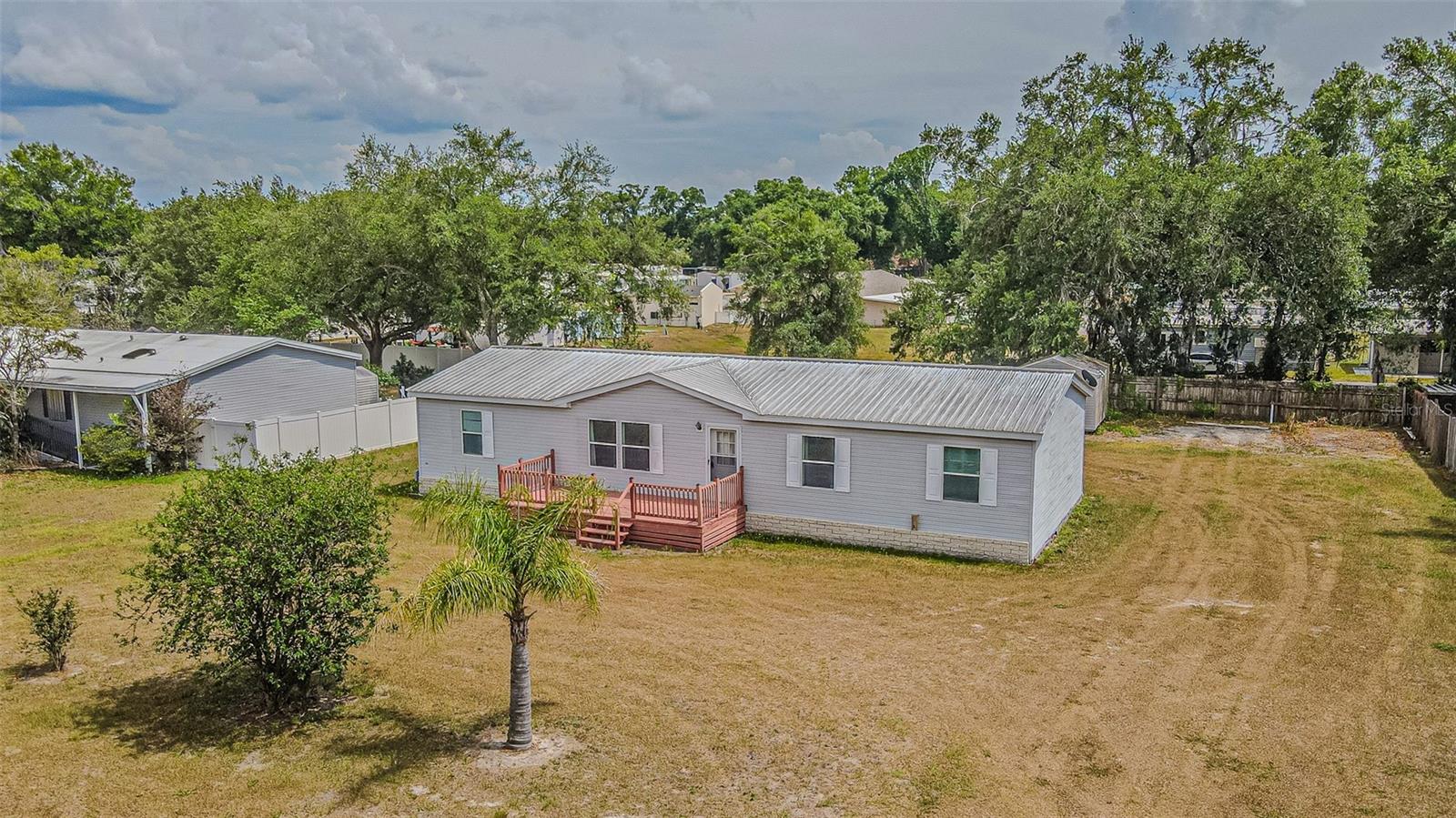 CROSSROADS - Residential