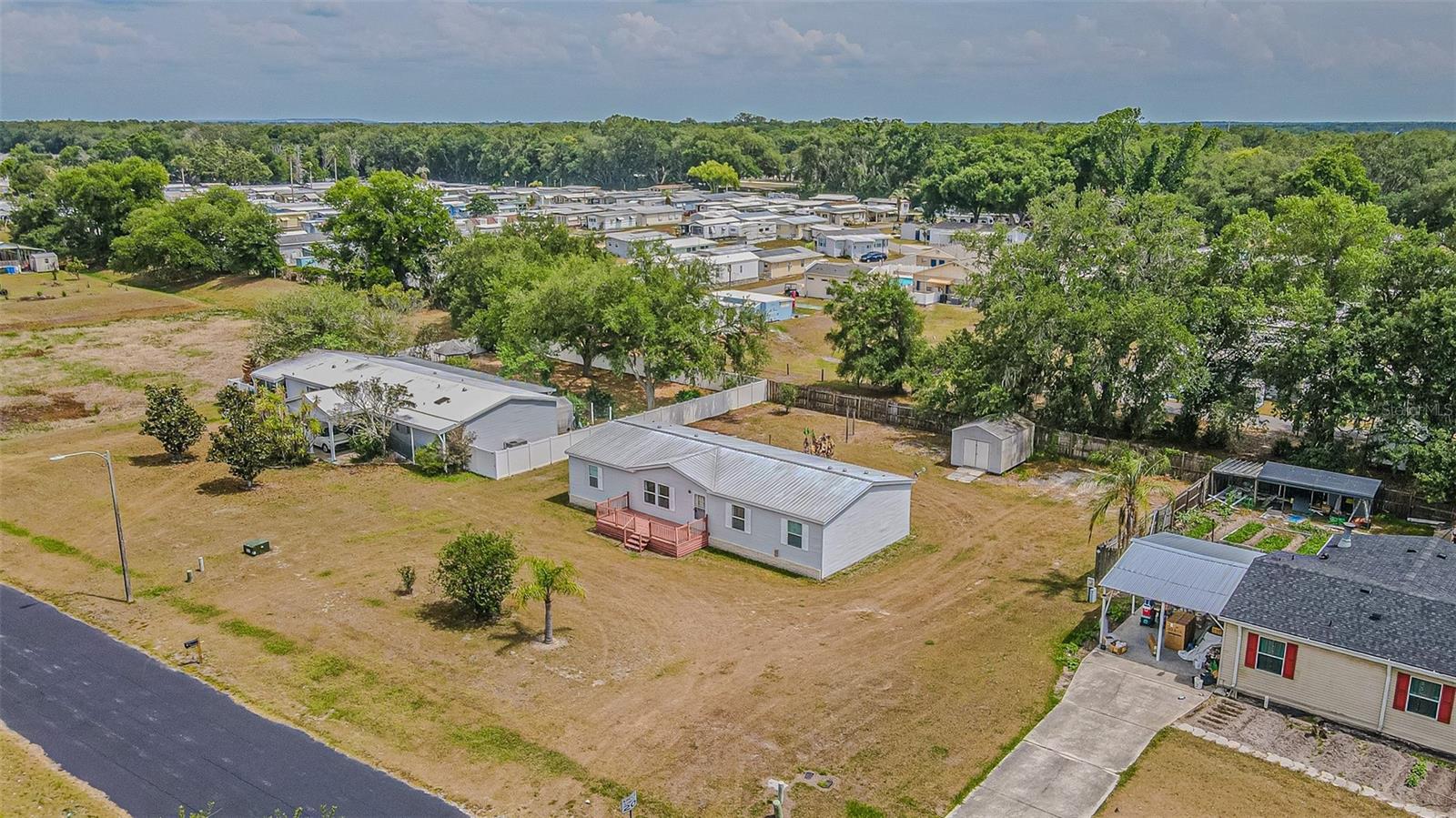 CROSSROADS - Residential