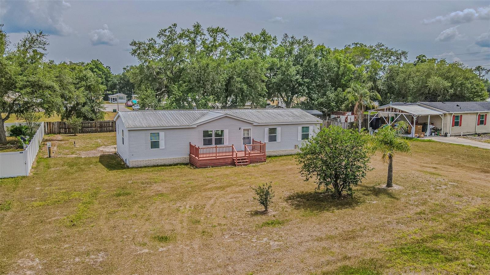 CROSSROADS - Residential