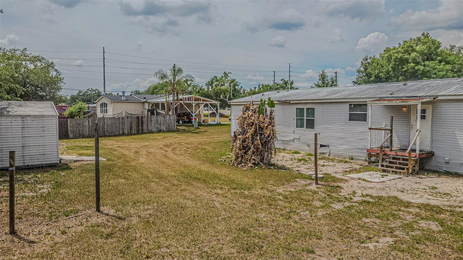 CROSSROADS - Residential