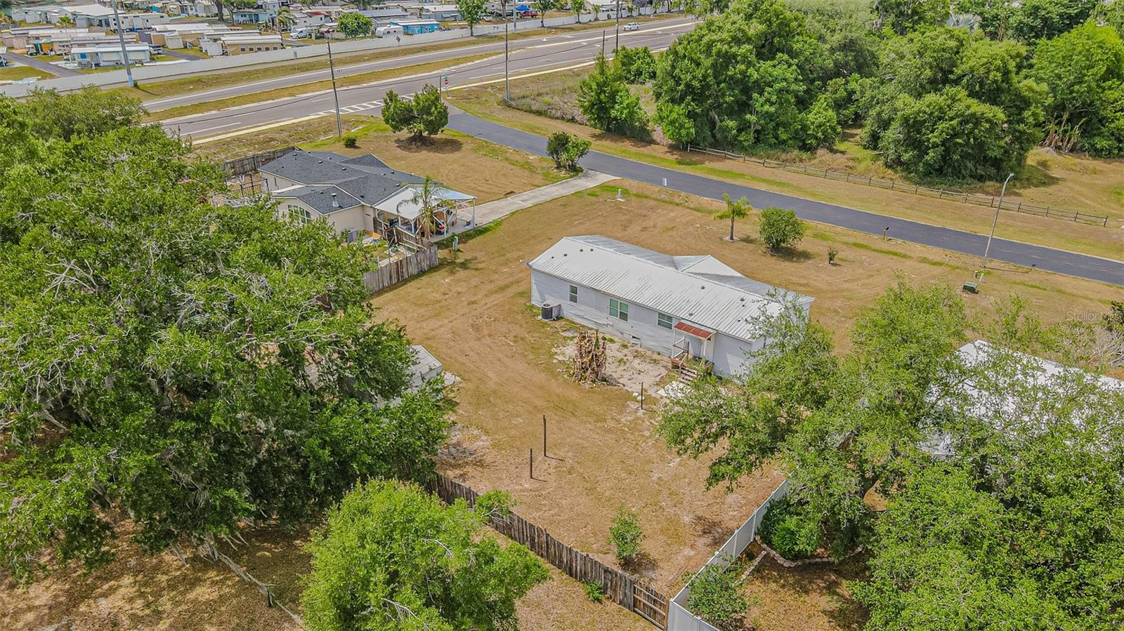 CROSSROADS - Residential