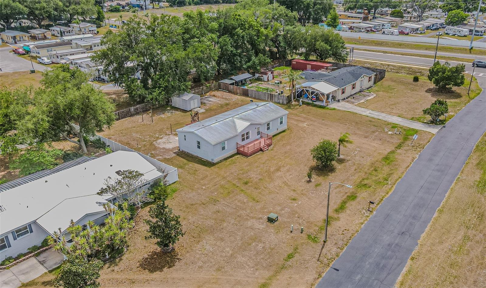 CROSSROADS - Residential
