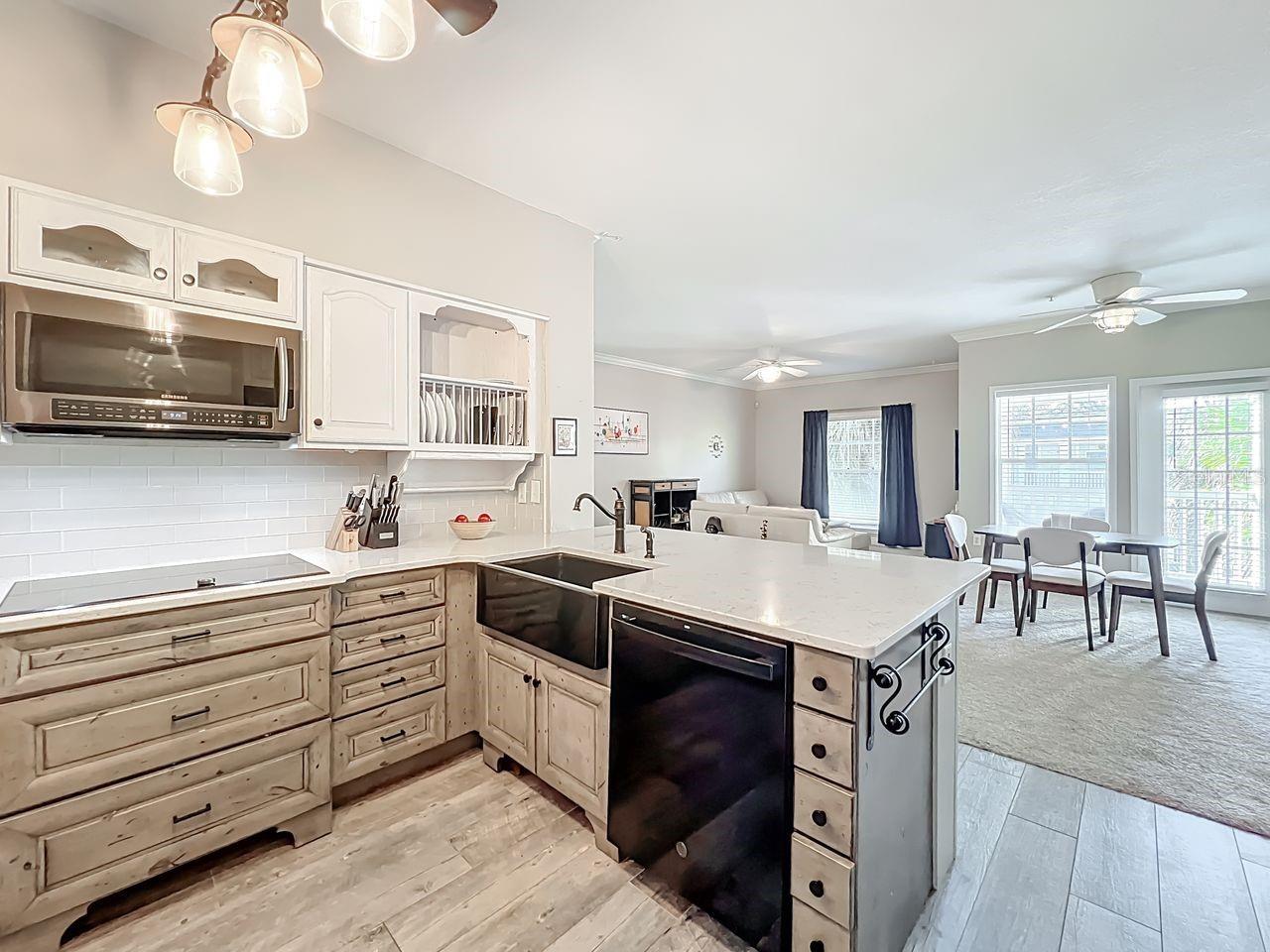 WATER STREET CONDO PH 10 - Residential