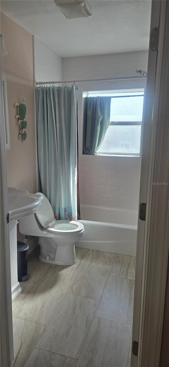 CRYSTAL ISLAND - Residential