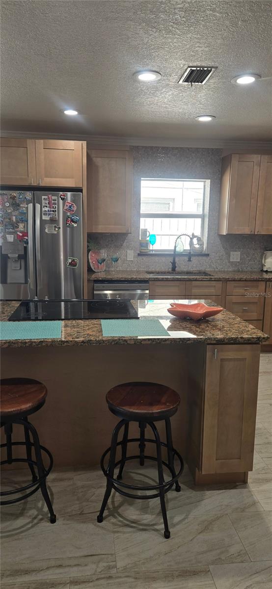 CRYSTAL ISLAND - Residential