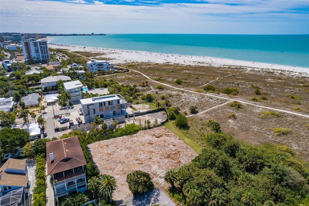 Photo of 162 Emerson Drive, Sarasota, FL 34236 (MLS # A4537333)