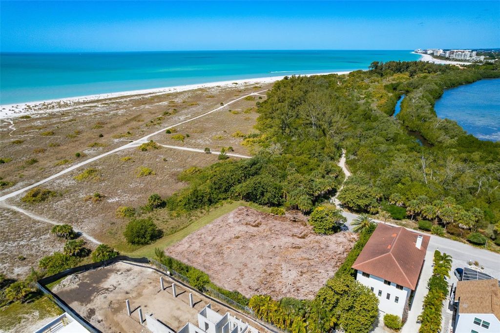 Photo of 162 Emerson Drive, Sarasota, FL 34236 (MLS # A4537333)