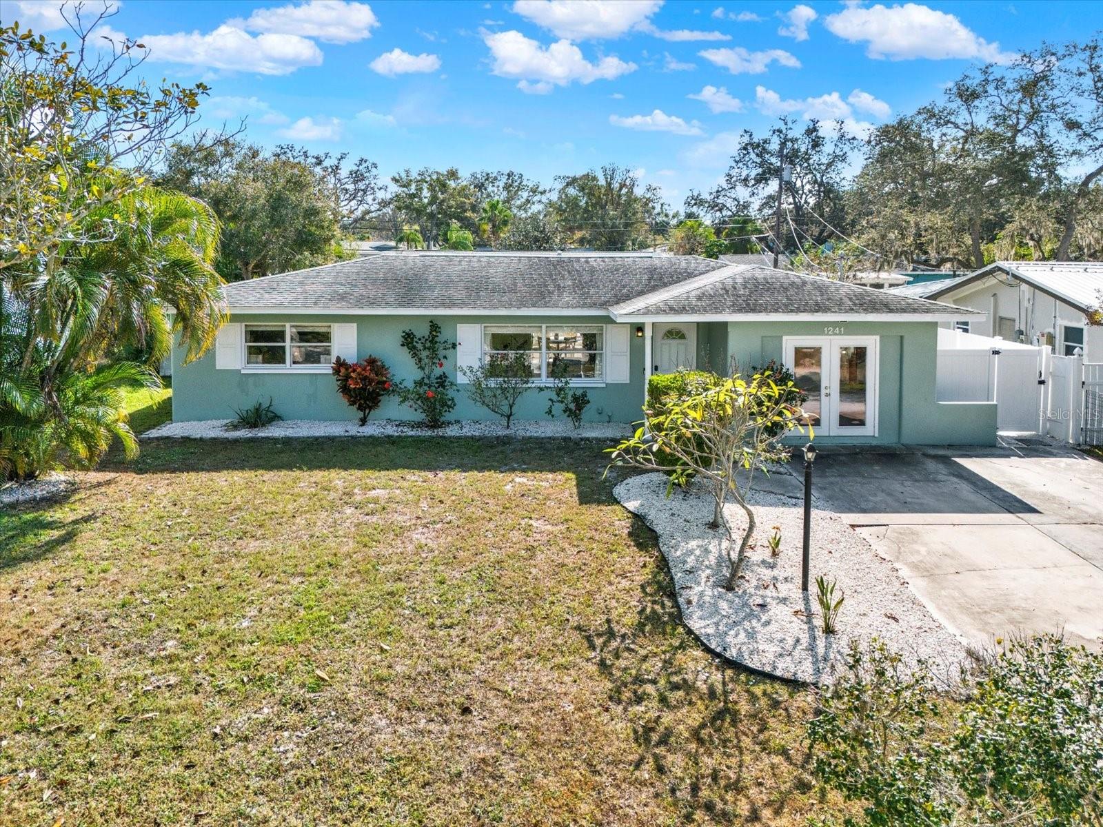 PARK VIEW ESTATES - Residential