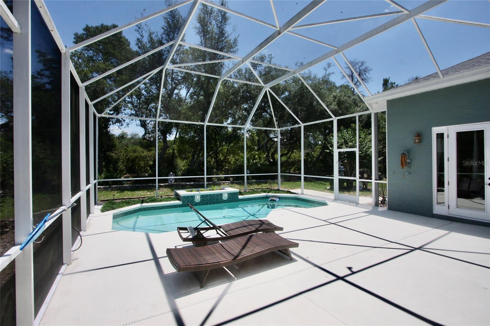 9035 LAUREL RIDGE DRIVE