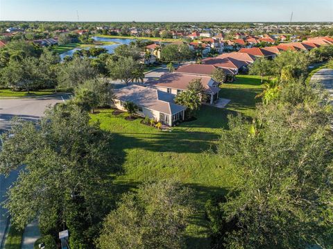 A home in PUNTA GORDA