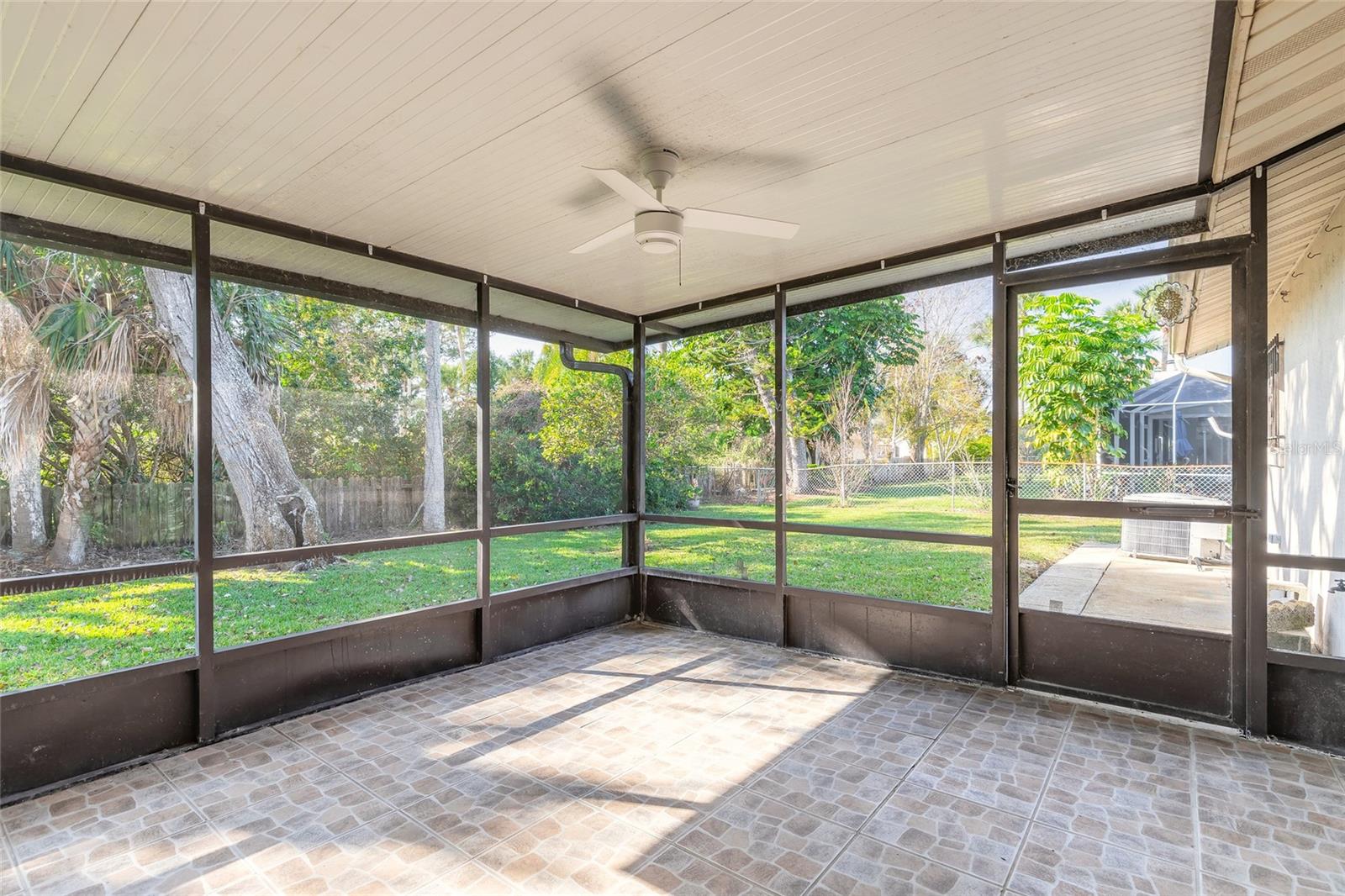 GEORGETOWNE UN III - Residential