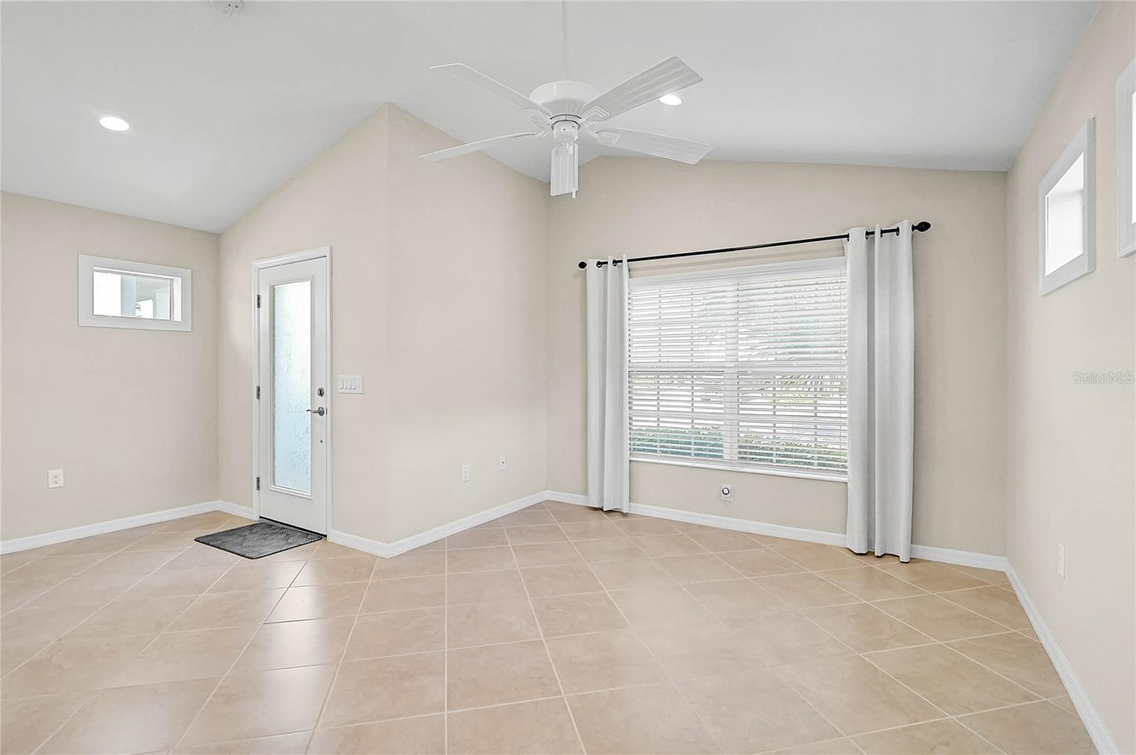 GRAND PALM PH 1A - Residential