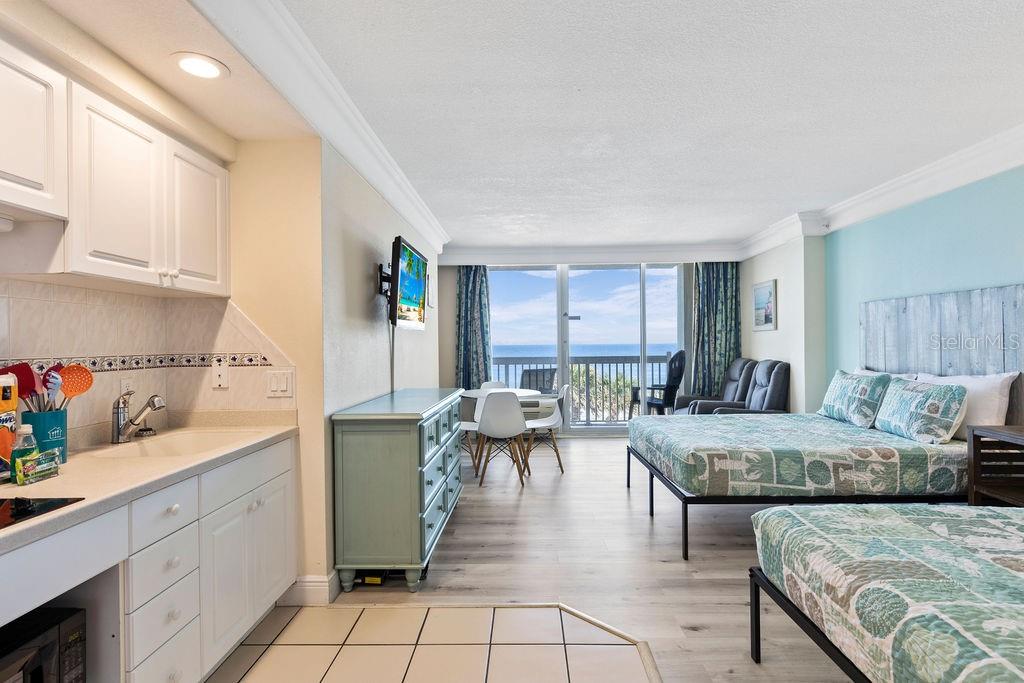 DAYTONA BEACH RESORT & CONF CENTER - Residential