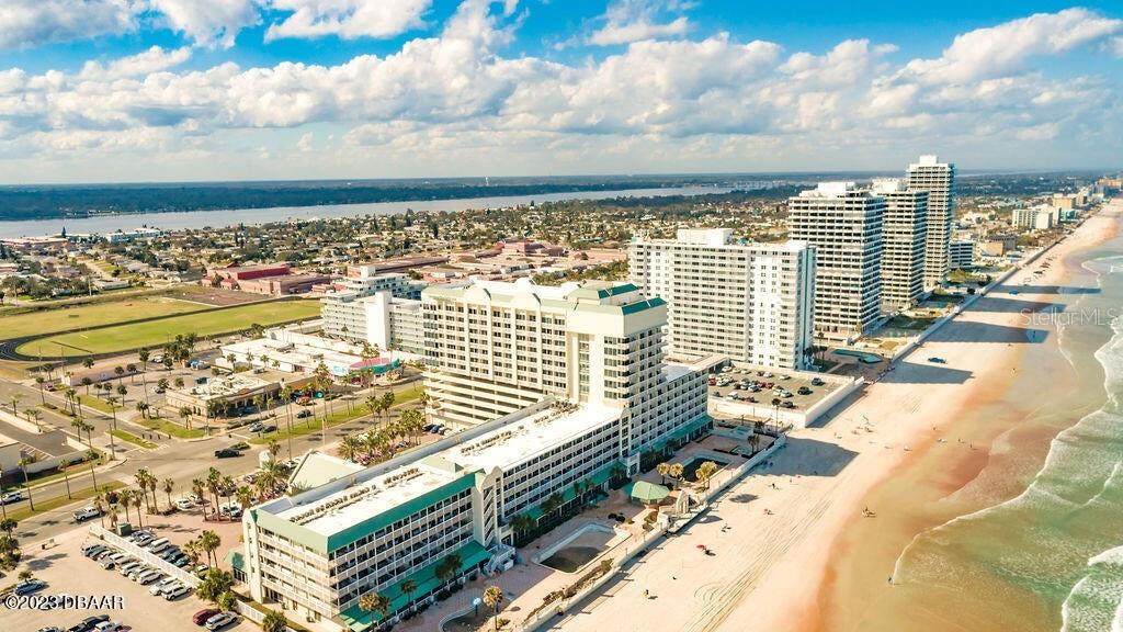 DAYTONA BEACH RESORT & CONF CENTER - Residential