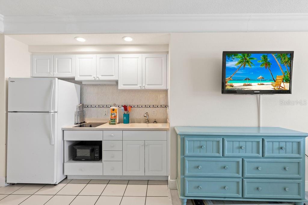 DAYTONA BEACH RESORT & CONF CENTER - Residential