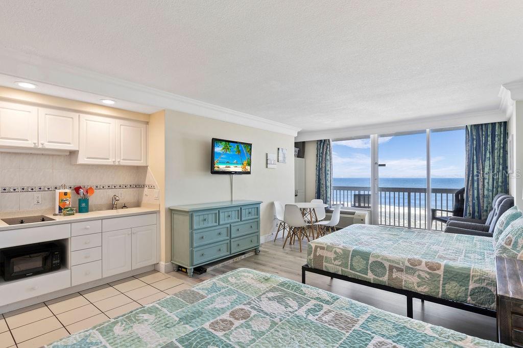 DAYTONA BEACH RESORT & CONF CENTER - Residential