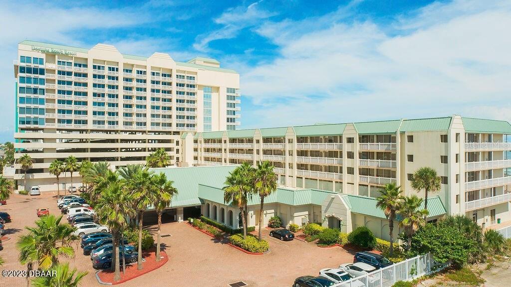 DAYTONA BEACH RESORT & CONF CENTER - Residential