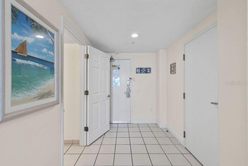 DAYTONA BEACH RESORT & CONF CENTER - Residential