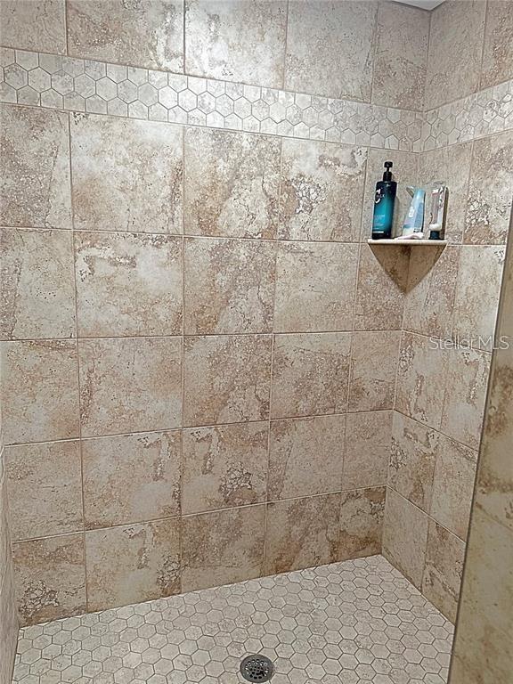 DIAMOND ISLE CONDO - Residential Lease