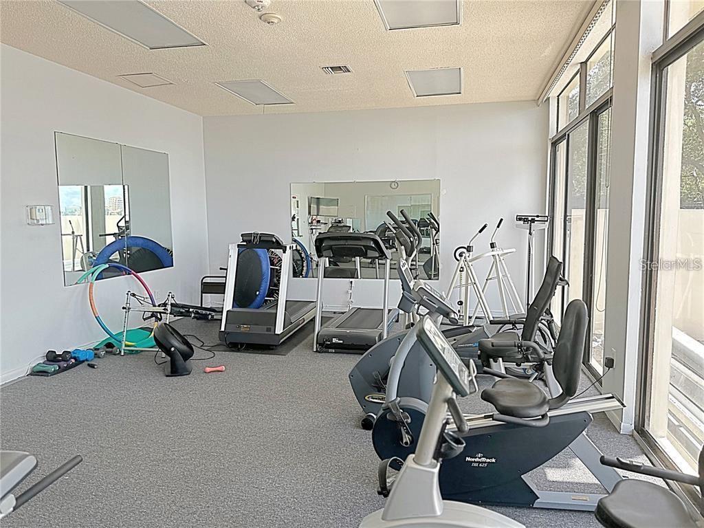 DIAMOND ISLE CONDO - Residential Lease